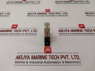 Omron H3Y-2 Timer Relay With Base 7A 250V 0-30 Sec