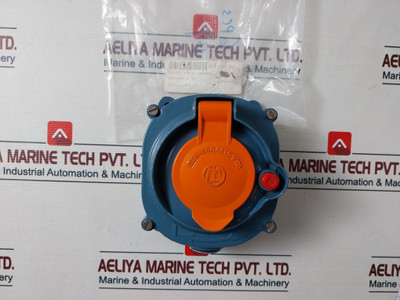 Legrand 32A-380/415V~ Plug Connector