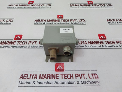 Danfoss Cas 136 Pressure Control Switch