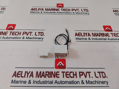 Siemens 3Tx7402-3R Surge Limiter 24…48Vac