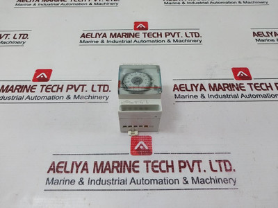 Legrand 037 52 Analogue Din Rail Time Switch 230V 50Hz