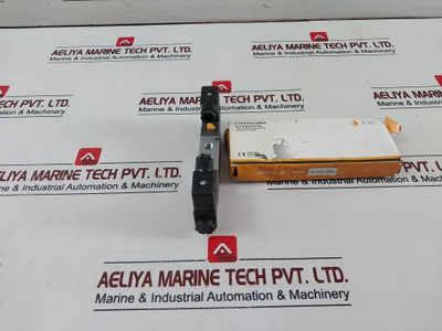 Emc Rv5222-06E4 Pneumatic Solenoid Valve