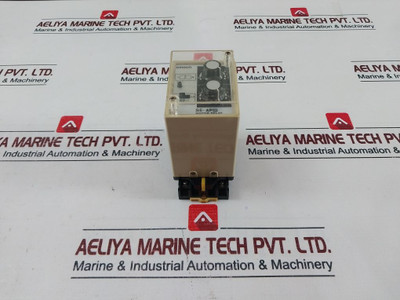 Omron Se-ap1D Motor Relay With Base 100/110 Vac