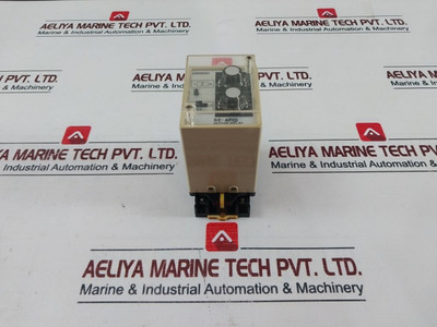 Omron Se-ap1D Motor Relay With Base 100/110 Vac Omron Se-ap1D Motor Relay With Base 100/110 Vac