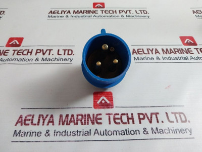 Lot Of 3X 2021 046 Plug 500V Lot Of 3X 2021 046 Plug 500V