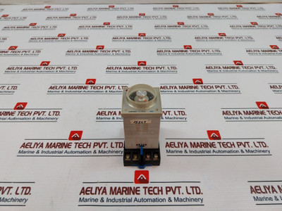 Omron H3Ba-8H Timer Relay Module With Base 0-5 Sec 5A 250Vac