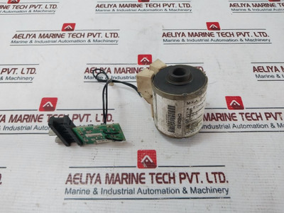 Merlin Gerin 685 658 Xf-e Closing Release Circuit Breaker E103955 Used Merlin Gerin 685 658 Xf-e Closing Release Circuit Breaker E103955 Used