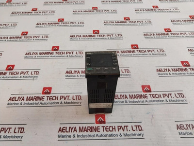 Fuji Electric Pyx4-mgy1-101Yf Digital Temperature Controller 4J5164T
