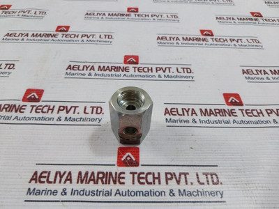 Fuse Holder Macgregor Used