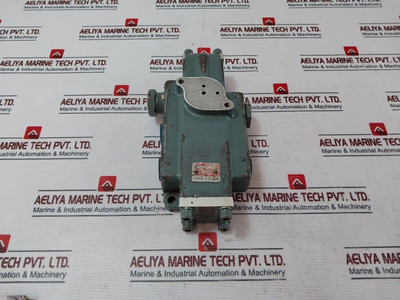 Schrader Bellows L645-63-102 Pilot Valve K058-055 Used Schrader Bellows L645-63-102 Pilot Valve K058-055 Used