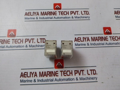 Lot Of 2X Omron My4 Relay Unit 24Vdc 5A 250Vac Used