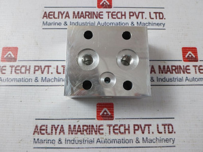 C7100.371 Valve Case Manifold Pressure Relief Valve