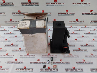 Hydraulic Hand Pump, Tr Engineering, 08-2028 New Hydraulic Hand Pump, Tr Engineering, 08-2028 New