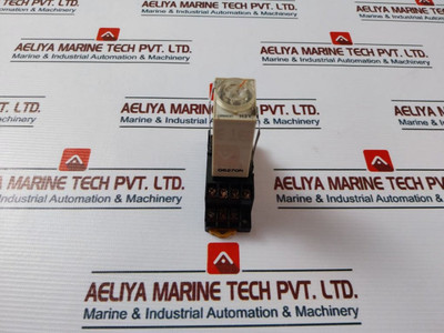 Omron H3Y-4 Timer With Base 0-60 Sec, 5A 250V