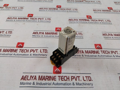 Omron H3Y-2 Timer Relay With Base 24Vdc 0-1.0 Sec Used Omron H3Y-2 Timer Relay With Base 24Vdc 0-1.0 Sec Used