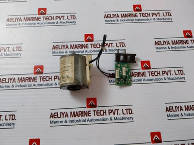 Merlin Gerin 685 661 Xf-e Circuit Breaker Closing Release 440/480 Vac Used Merlin Gerin 685 661 Xf-e Circuit Breaker Closing Release 440/480 Vac Used