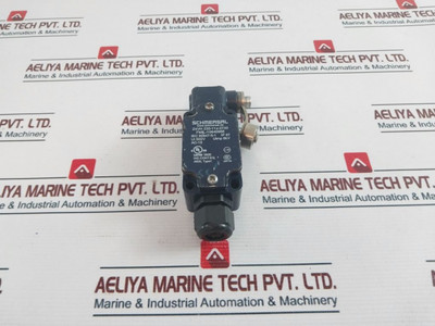Limit Switch Schmersal Z4Vh 335-11Z-2740 Used Limit Switch Schmersal Z4Vh 335-11Z-2740 Used