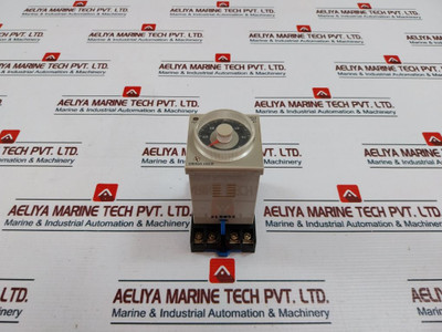 Omron H3Cr-h8L Power Off Delay Timer With Base 5A 250Vac