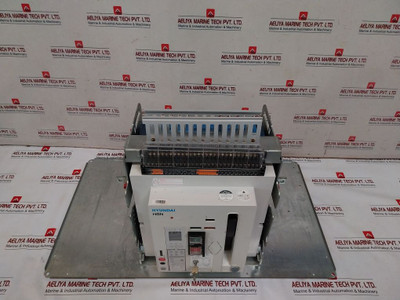 Hyundai Electric Hgn32 Air Circuit Breaker 3-pole 3200A 12Kv 1000V