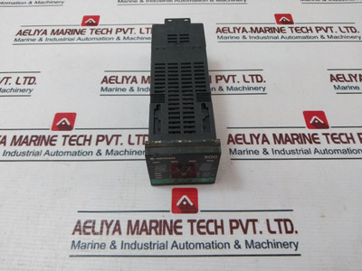 Temperature Controller Gefran Spa 800-rr00-00001-000 Used Temperature Controller Gefran Spa 800-rr00-00001-000 Used