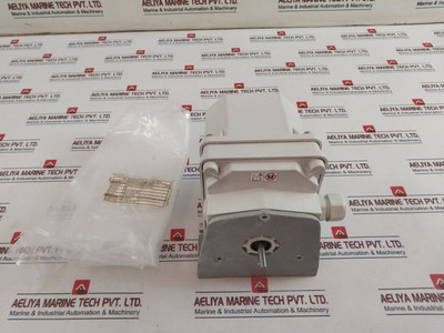 Stromag Aeca-0000-1000 Rotary Limit Switch, 4 Contacts 10A 60Vdc/0.5A New Stromag Aeca-0000-1000 Rotary Limit Switch, 4 Contacts 10A 60Vdc/0.5A New