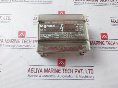 Legrand Distribution Block Legrand 048 86 Used Legrand Distribution Block Legrand 048 86 Used