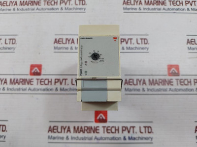 Carlo Gavazzi Pua01Cb23500V Voltage And Current Relay With Socket 50-60Hz