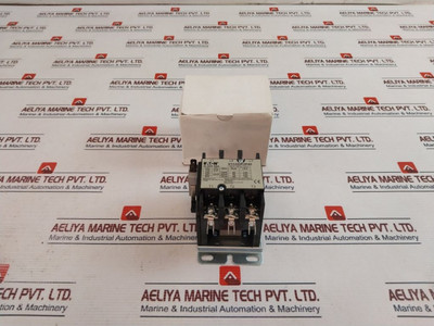 Eaton Xtcddp3P40 Non-reversing Ac Magnetic Contactor 50/60Hz 380V 16A New Eaton Xtcddp3P40 Non-reversing Ac Magnetic Contactor 50/60Hz 380V 16A New