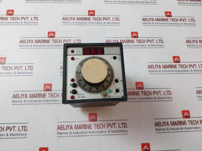 Clorius Er 2290 Electronic Temperature Controller Er 2290-a-d-214-230 Used Clorius Er 2290 Electronic Temperature Controller Er 2290-a-d-214-230 Used