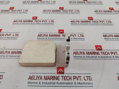 Aeg E8_(S), Hd8_.D8_ Auxiliary Switch 230V Ac 5A Aeg E8_(S), Hd8_.D8_ Auxiliary Switch 230V Ac 5A