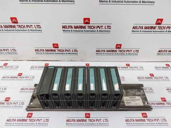 Siemens 153-1Aa03-0Xb0 Interface Module Dc24V