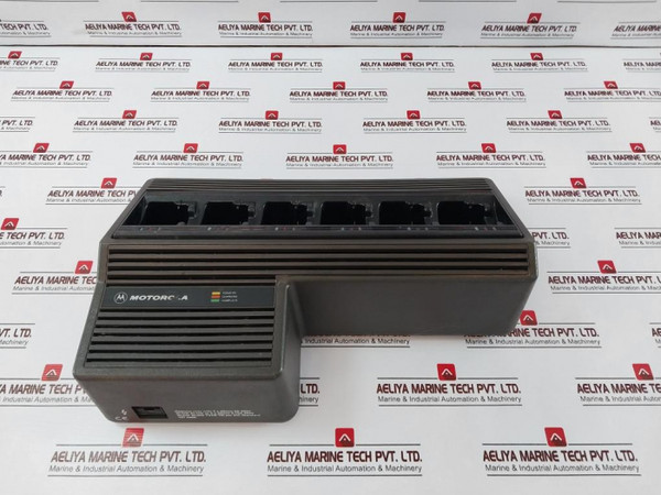 Motorola Ntn1177D 6-bay Rapid Mobile Radio Battery Charging Station - Used