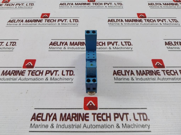 Finder 95.95.3 Relay Socket 12A 300Vac