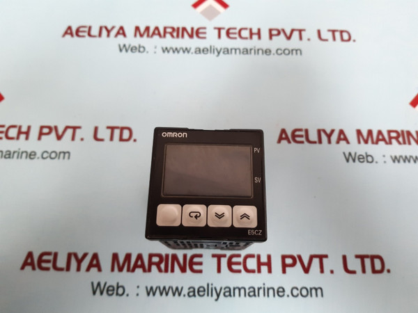 Omron e5cz-r2mt temp controller, corporation, lot 21710m