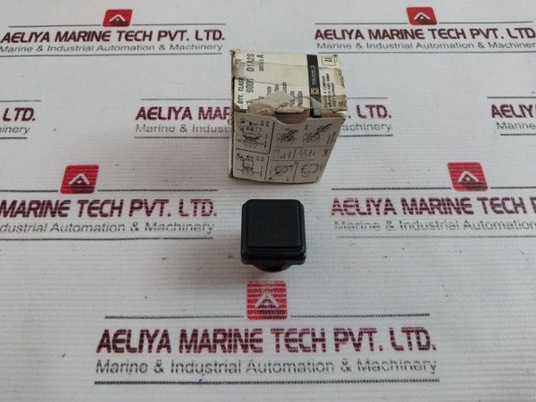 Square D 9001, D1A2S Push Button - New