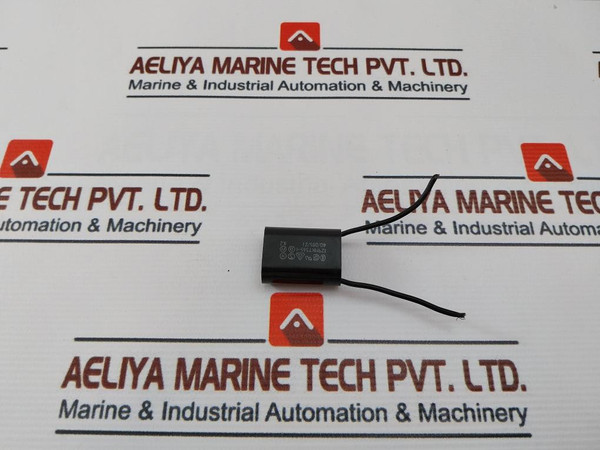 Okaya Xeb2202 Capacitor 220Ω-250V