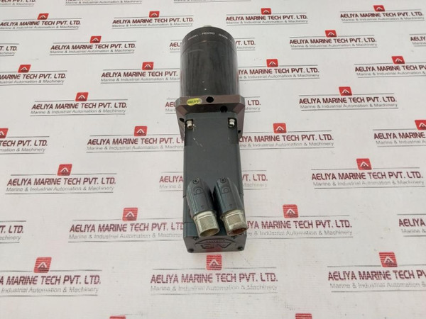 Allen-bradley Mpl-b1530U-vj74Aa Inverter Duty Ac Servo Motor 0-467 Hz 0.39 Kw - Used