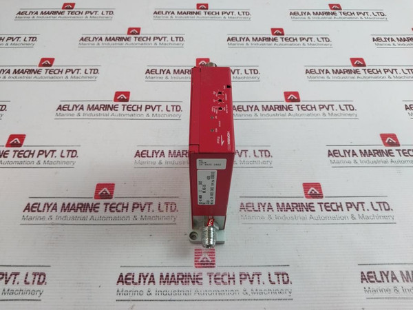 Horiba Stec Sec-n114Mgm Mass Flow Device N100 3Slm, C Treat