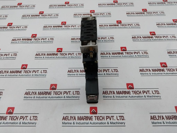 Joucomatic 541 90 860 Double Solenoid Valve 220V 60Hz Used