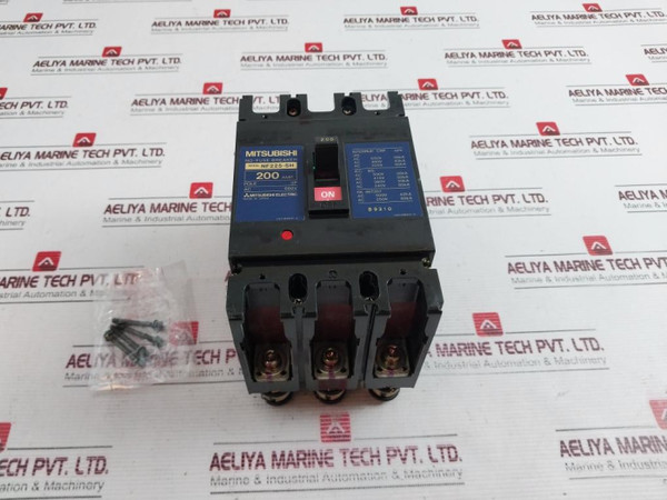 Mitsubishi Nf225-sh 3 Pole No-fuse Circuit Breaker 200 A 380-450V 50/60Hz New