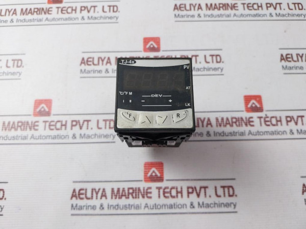 Comb. & Energy Tj44 L R Temperature Controller 3A 250V Used