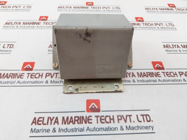 Danfoss Cas 136 Pressure Control Switch 0.1A 250V Used