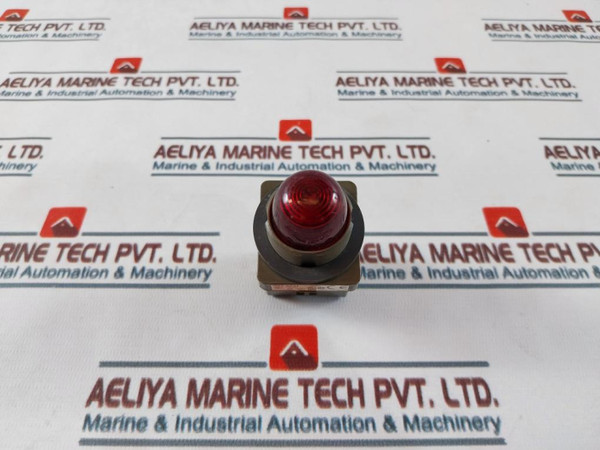 Idec Apn Red Pilot Light 100/110V 50-60Hz Used