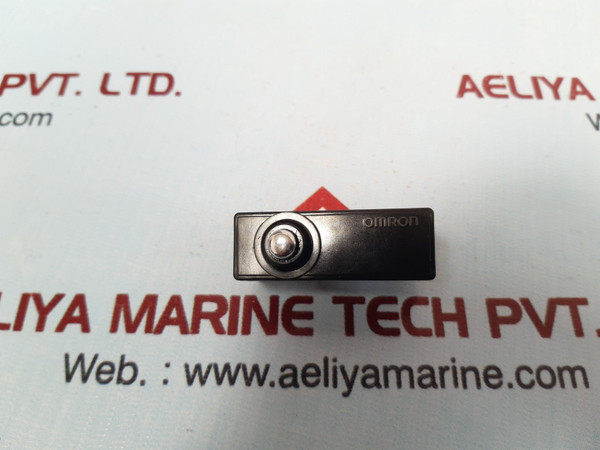 Set of 7x Omron z-15gd-b button limit switch