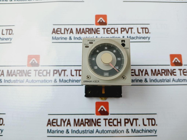 Omron H3Cr-a8E Timer With Base