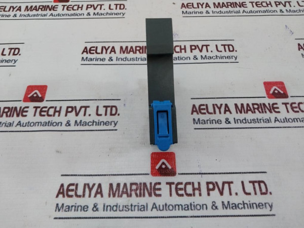 Lot Of 9X Schneider Electric/Telemecanique Df81 Fuse Holder Used