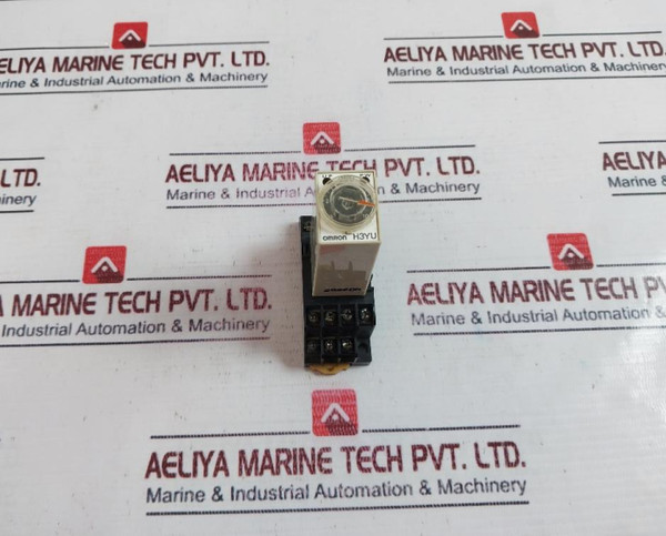 Omron H3Yu Timer With Base Pyf14A 0-10 Sec Used