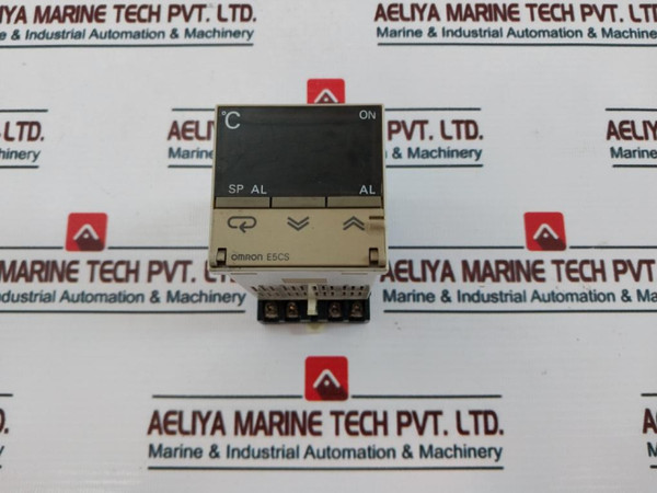 Omron E5Cs-r1Kj Temperature Controller 100 To 240Vac 50/60Hz