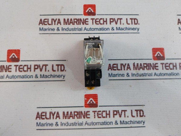 Lot Of 2X Omron My2N Relay With Base 7A 250Vac