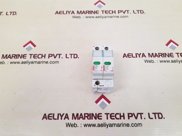 Legrand 039 44 surge protection device - 15 ka, 5 ka, 1,2 kv